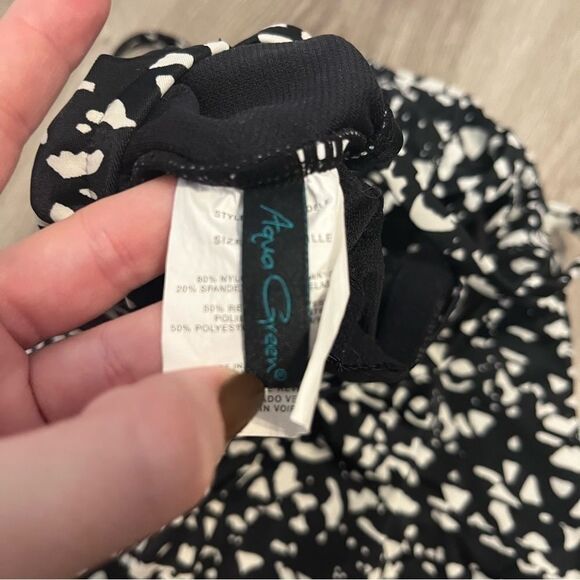 Women's Aqua Green Black & White Print Lace Up Back One Piece Swimsuit - Picture 7 of 8